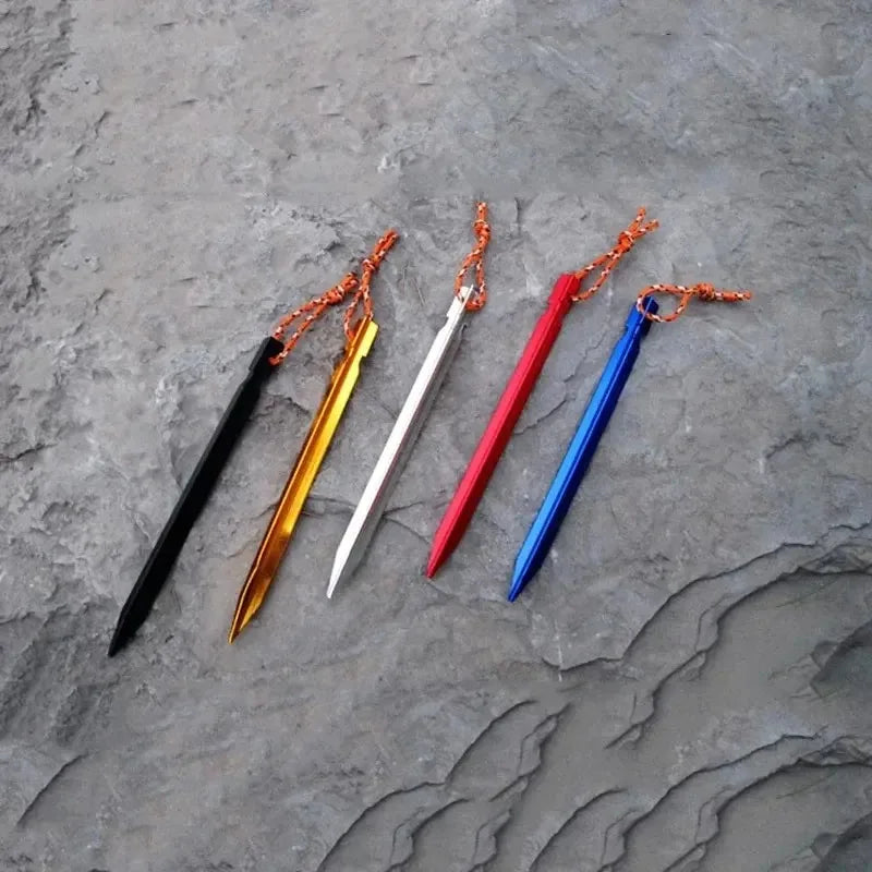 Set de 8 Estacas Ultraligeras de Aleación de Aluminio 18cm para Tienda de Campaña - Camping y Outdoor